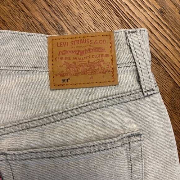 Levi's Premium 501 Original Denim Shorts - Picture 9 of 12